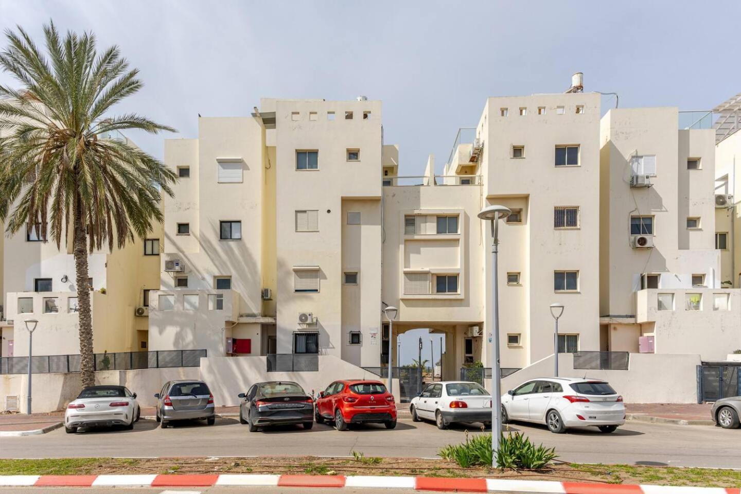 Gw951 Gugel Waves Amazing Seaview Apartments Nahariya Eksteriør bilde
