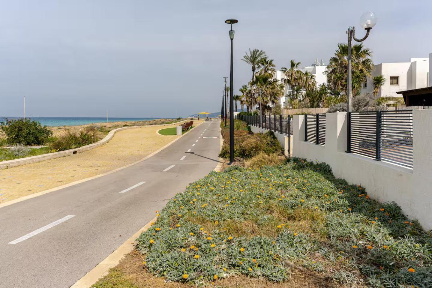 Gw951 Gugel Waves Amazing Seaview Apartments Nahariya Eksteriør bilde